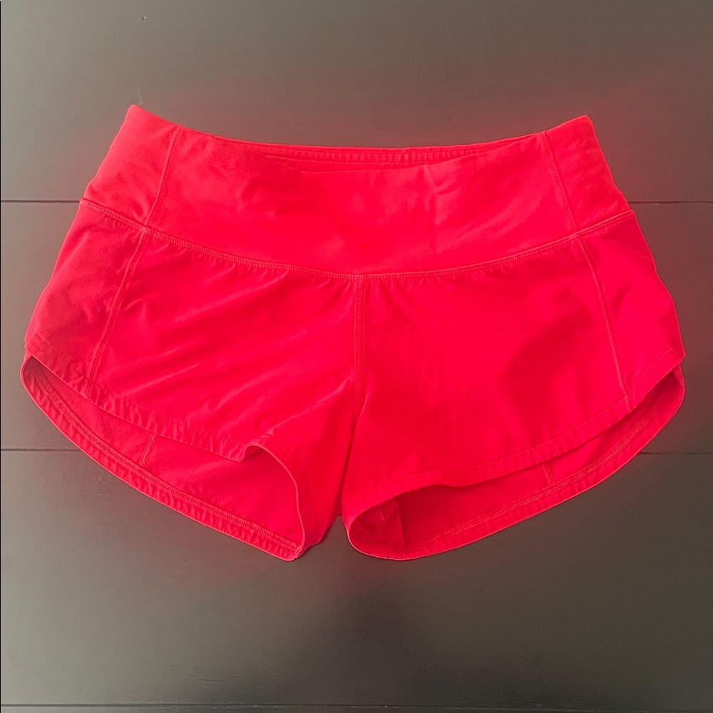 Women’s Lululemon Speed Up Low Rise Shorts